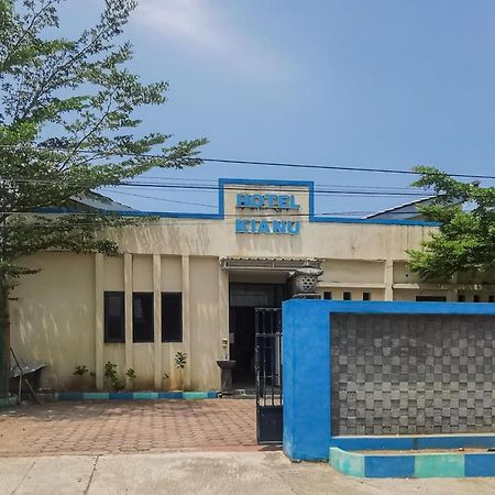 Hotel Reddoorz Near Pantai Pancer Door Pacitan Exterior foto